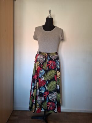 Lange rok met tropische bladeren print - Maat 48