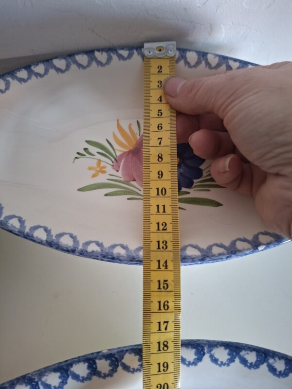 Vintage serviesset met handbeschilderd bloemmotief (5 stuks)