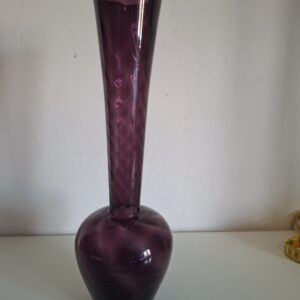 Glazen flesvaas paars met lange hals - 31 cm