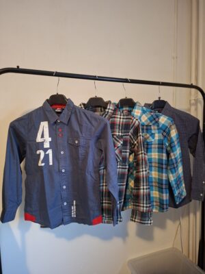 Set 4 blouses maat 128 geruit en effen