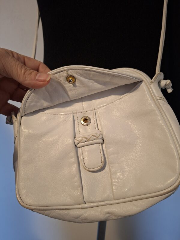 Cypress witte leren schoudertas met gevlochten detail