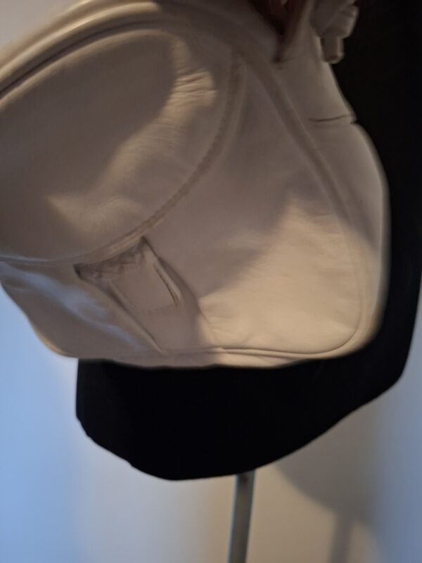 Cypress witte leren schoudertas met gevlochten detail