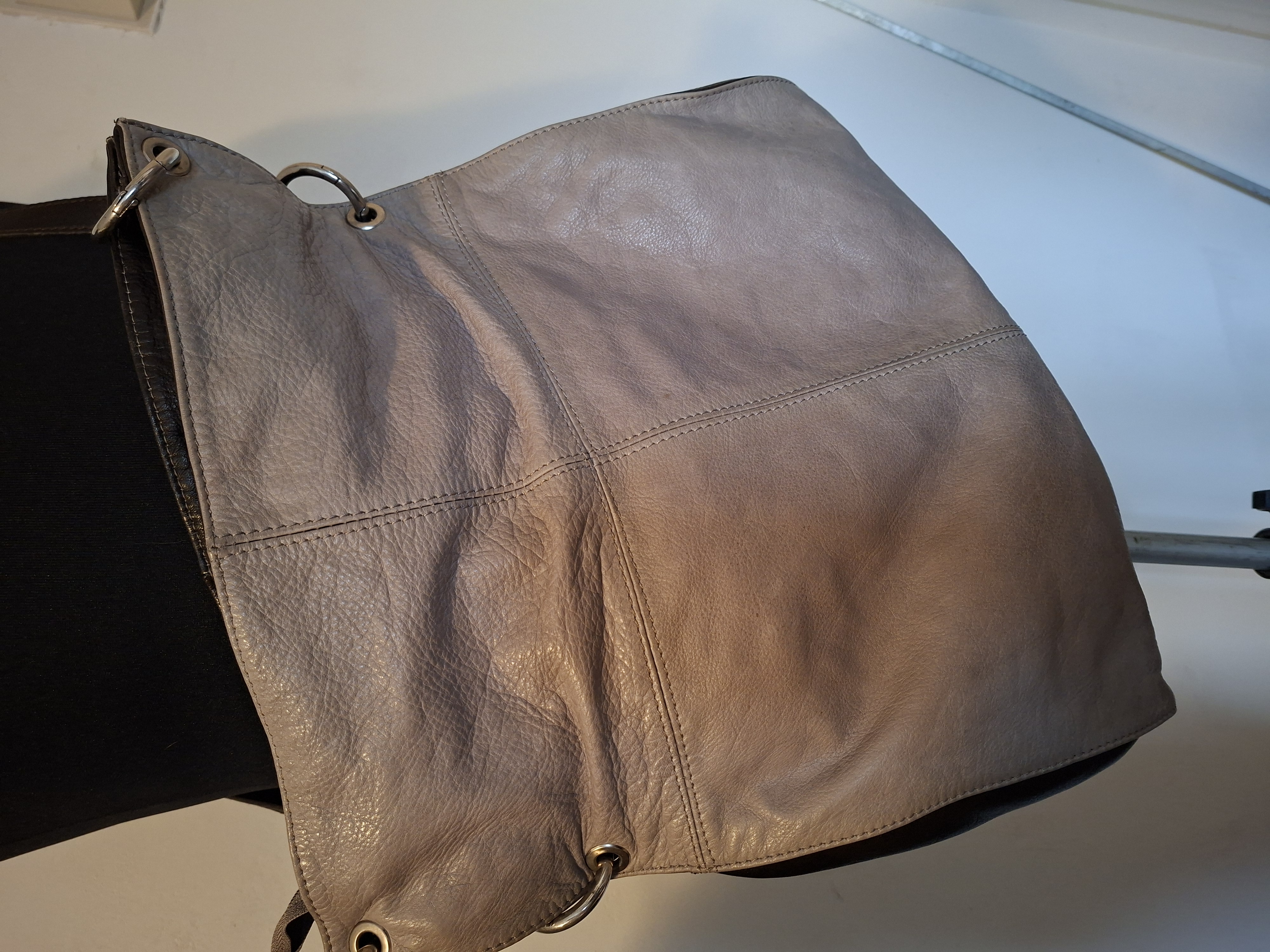 VERA PELLE beige leren schoudertas - Italiaans leer