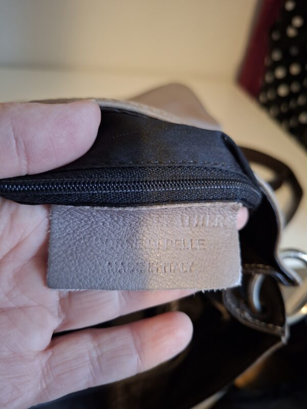 VERA PELLE beige leren schoudertas - Italiaans leer