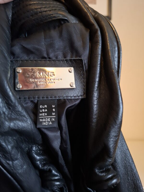20260219_102141 MNG zwarte leren bikerjack - maat M