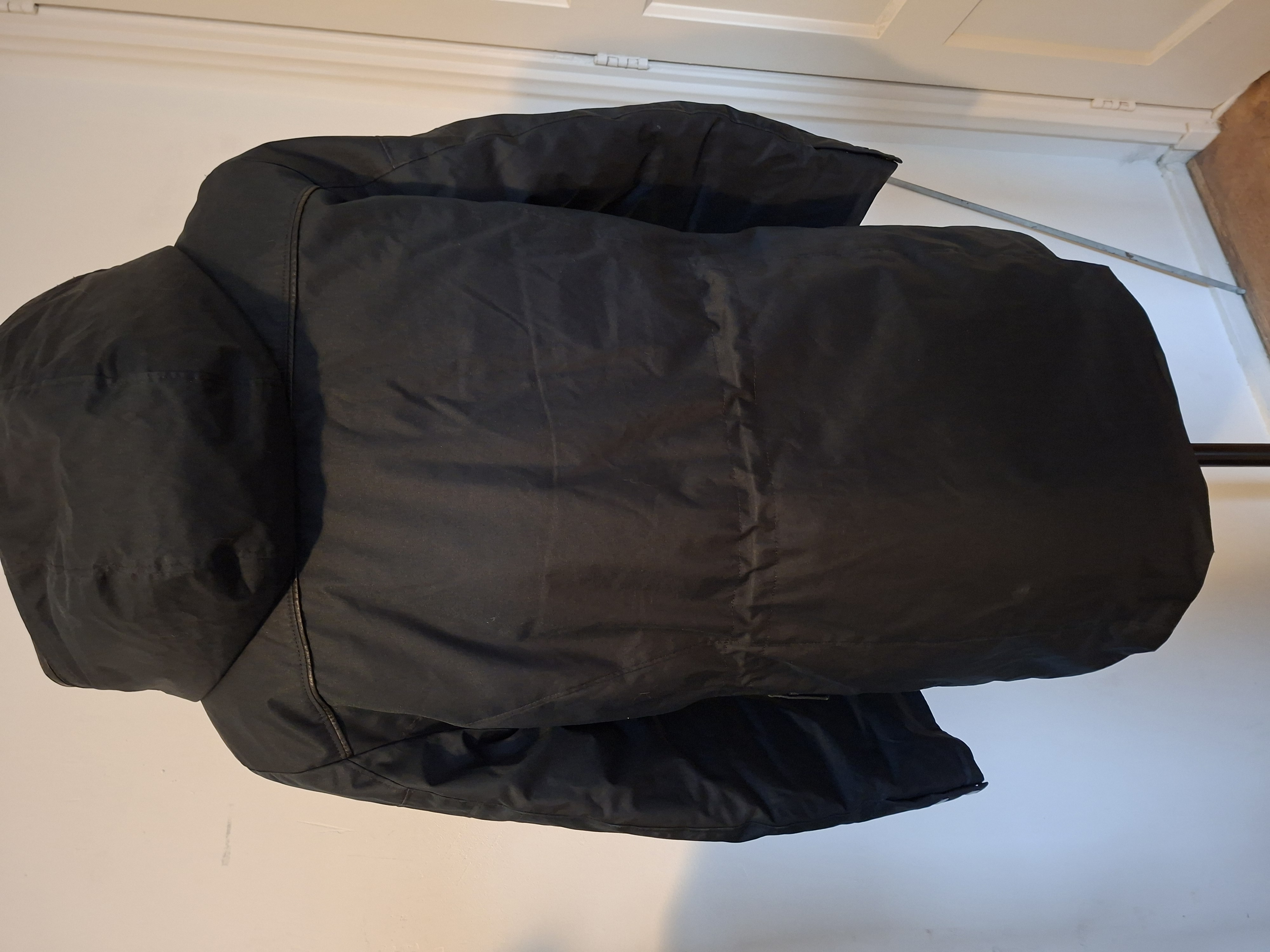 HUGO BOSS herenjas met donsvulling - maat M