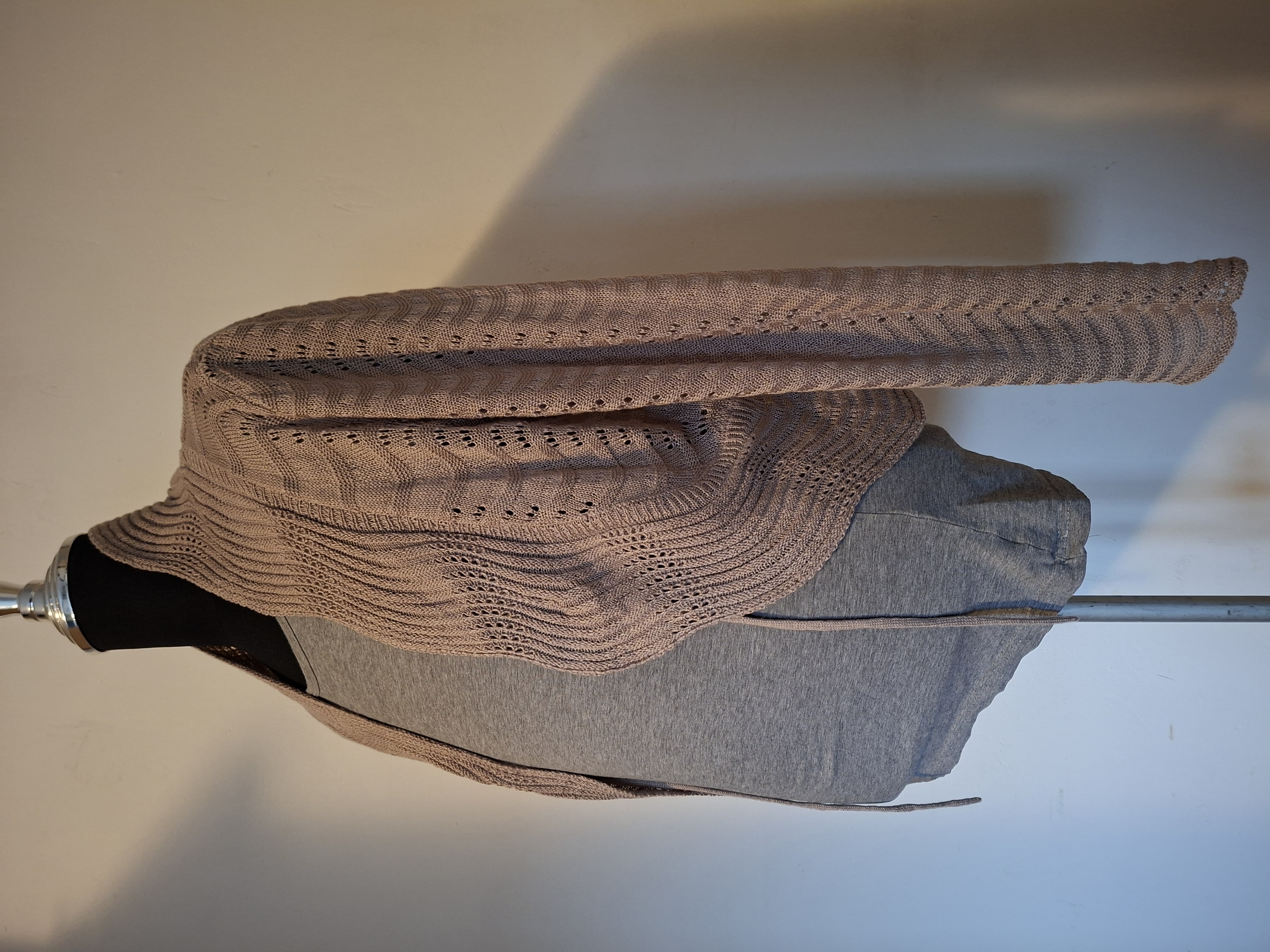 Kiabi gebreid kort vestje met opengewerkt patroon - Taupe/beige