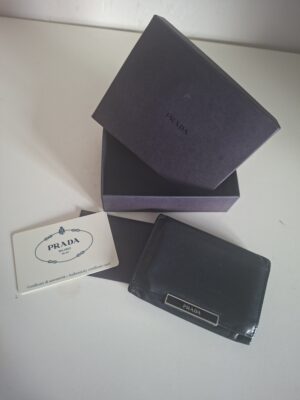 Prada portemonnee zwart leer met doos en certificaat