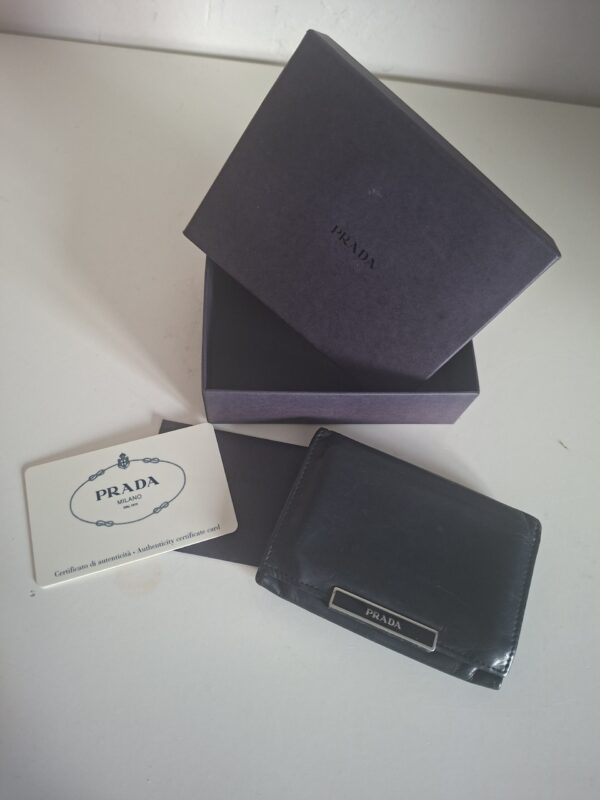Prada portemonnee zwart leer met doos en certificaat