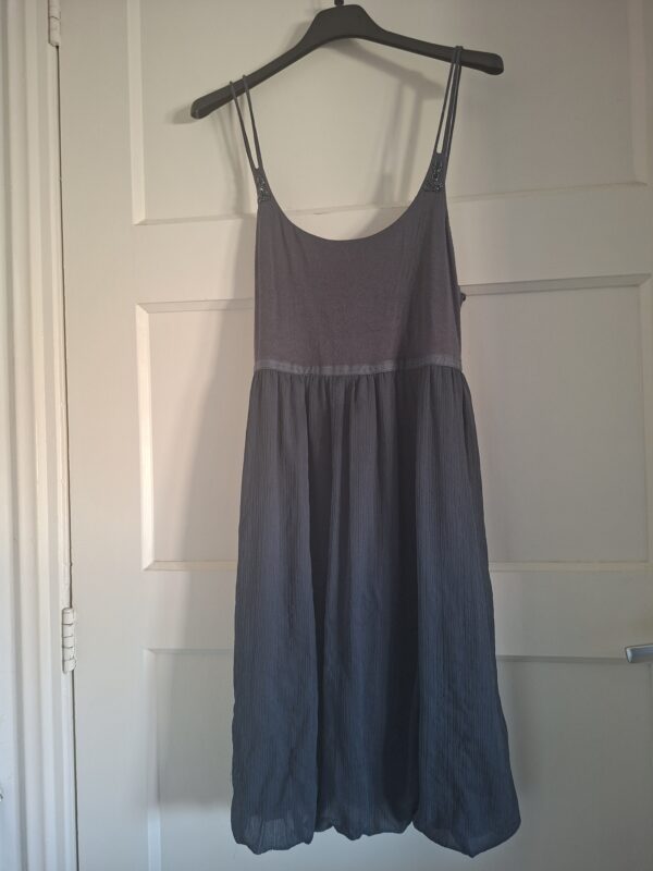 Donkergrijs zomerjurkje maat M