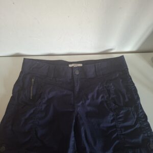 20260226_112735 Esprit donkerblauwe korte broek maat 38