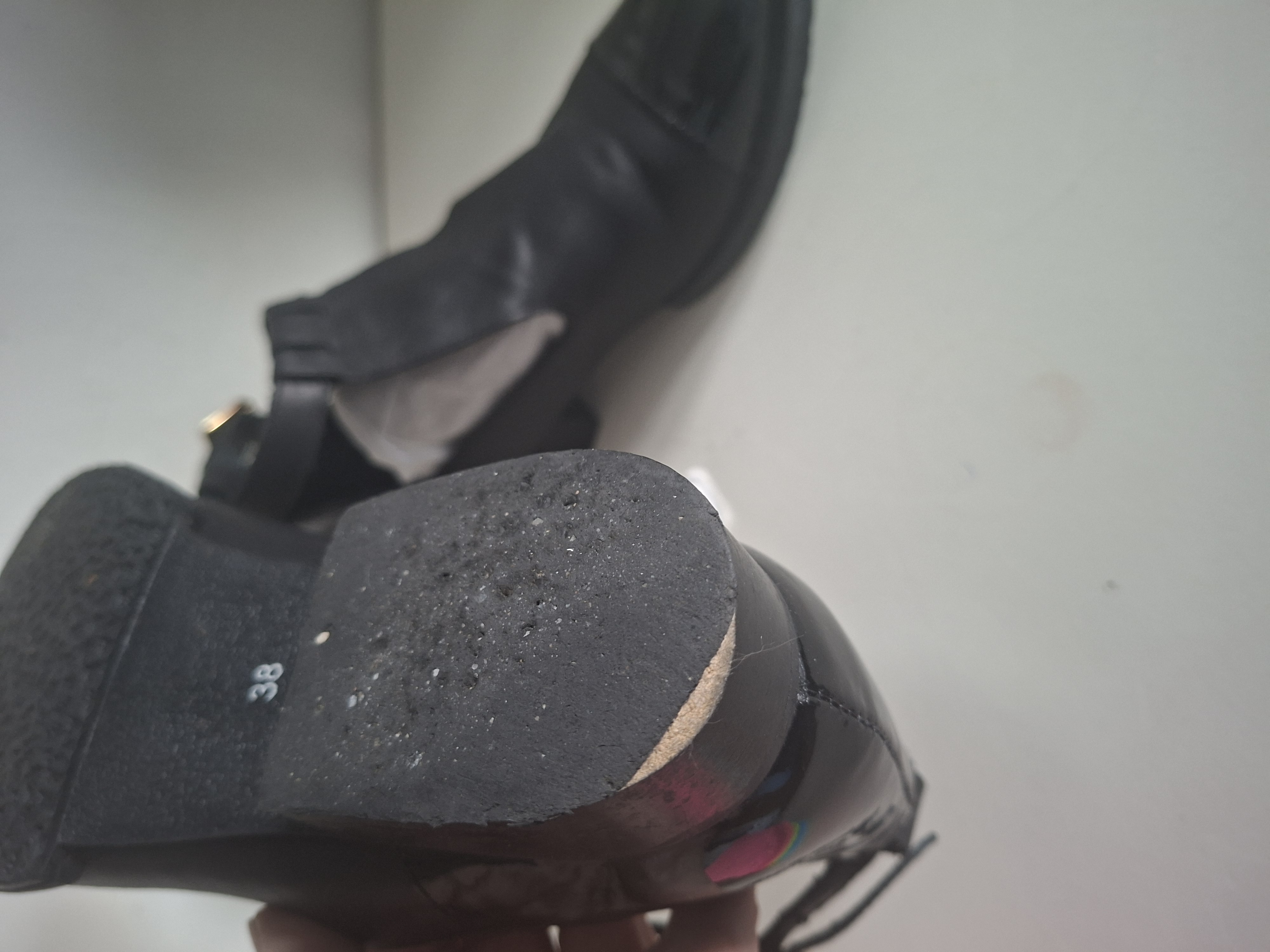 20260226_101507 Zwarte leren schoenen open model maat 38