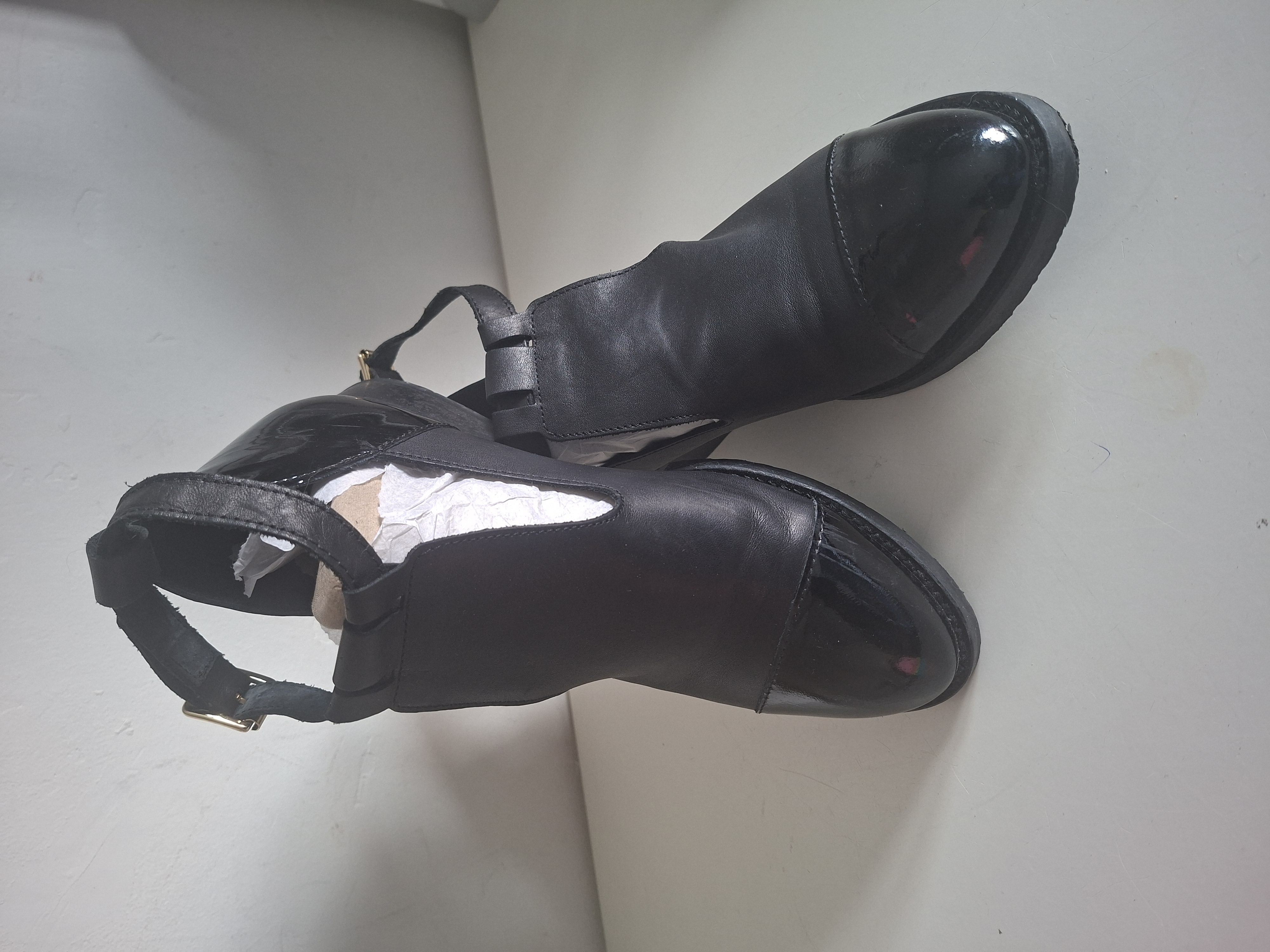 20260226_101558 Zwarte leren schoenen open model maat 38