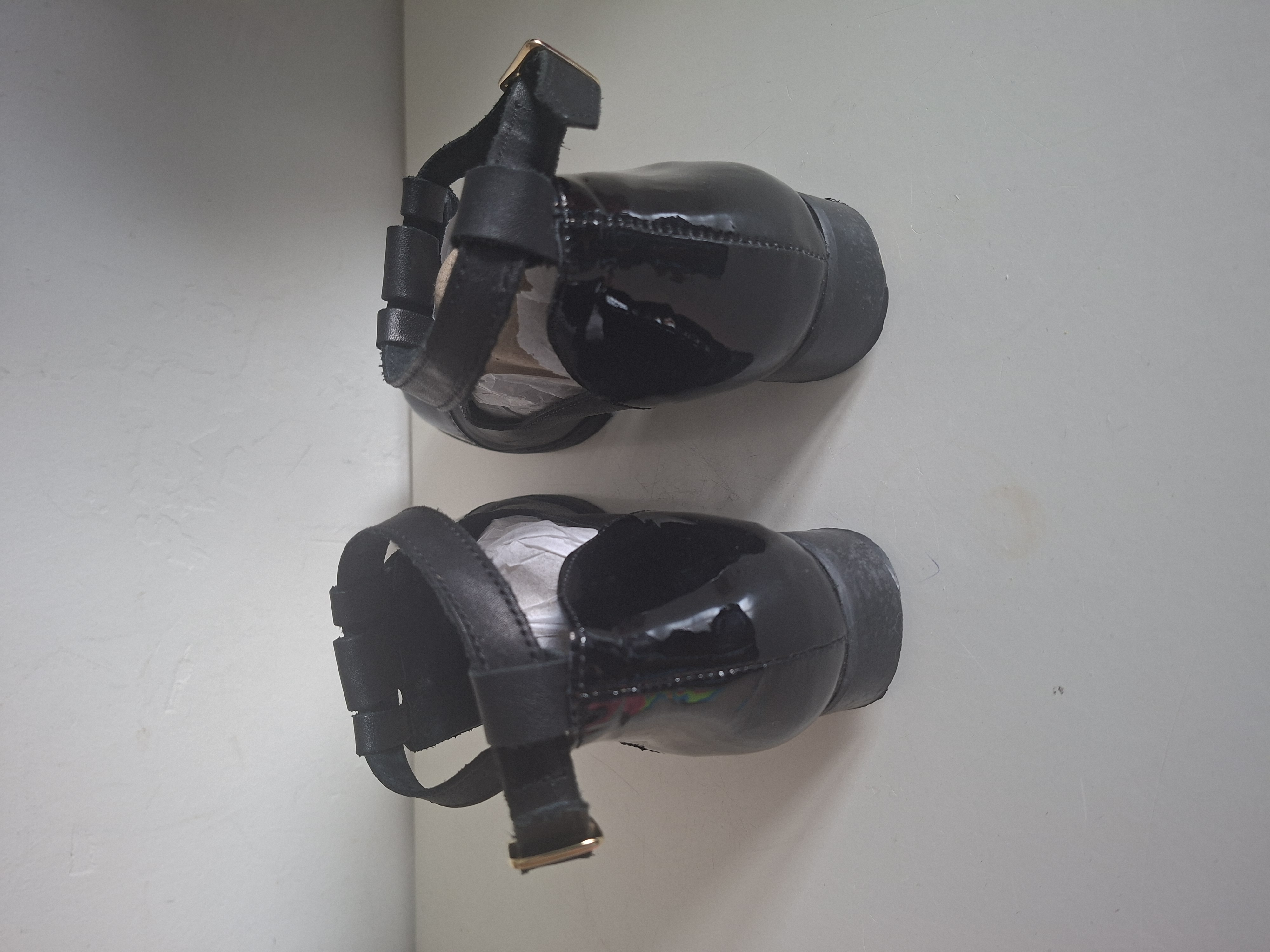 20260226_101608 Zwarte leren schoenen open model maat 38