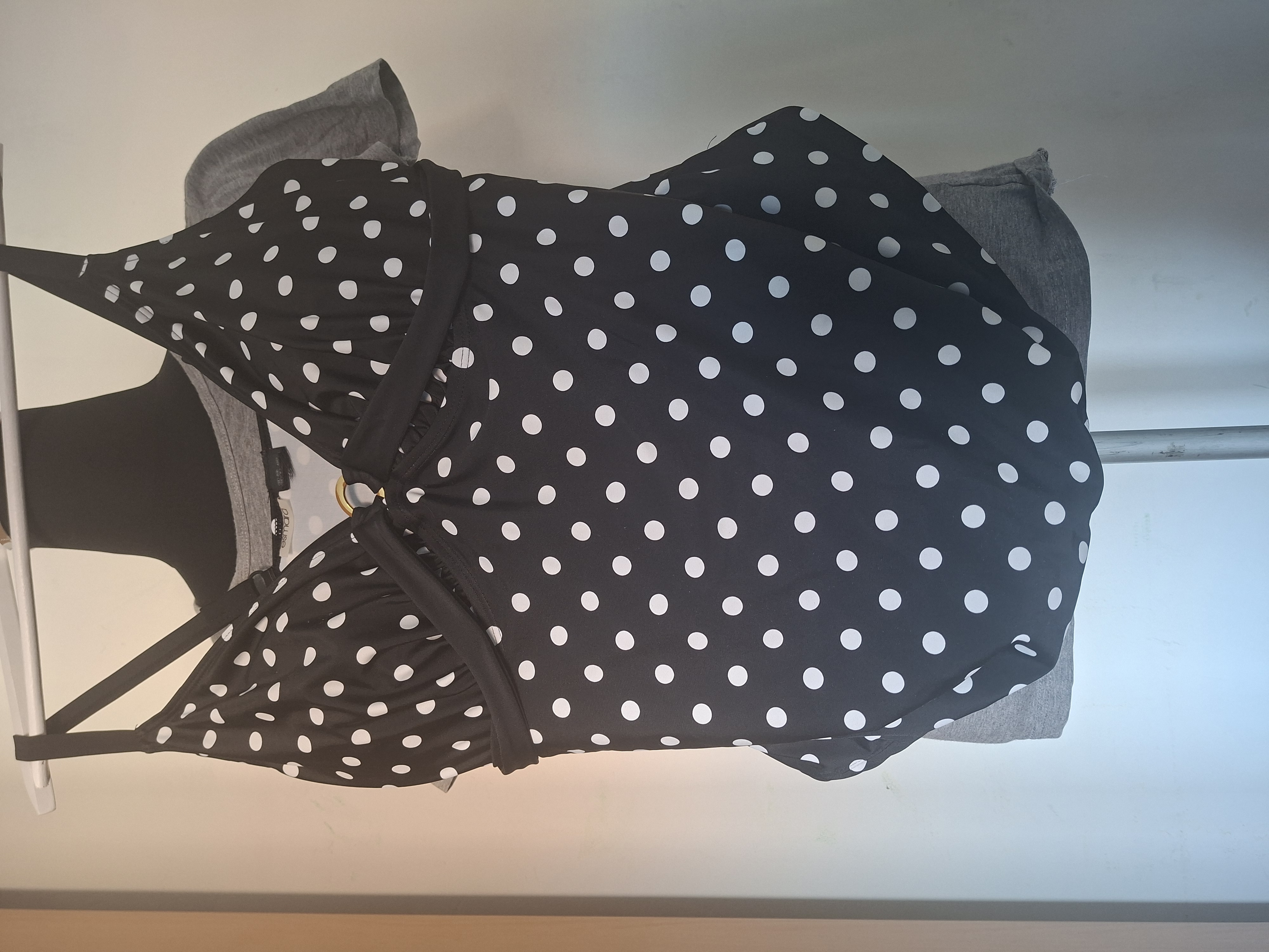 Esmara tankini top - Zwart met witte stippen - Maat 48D