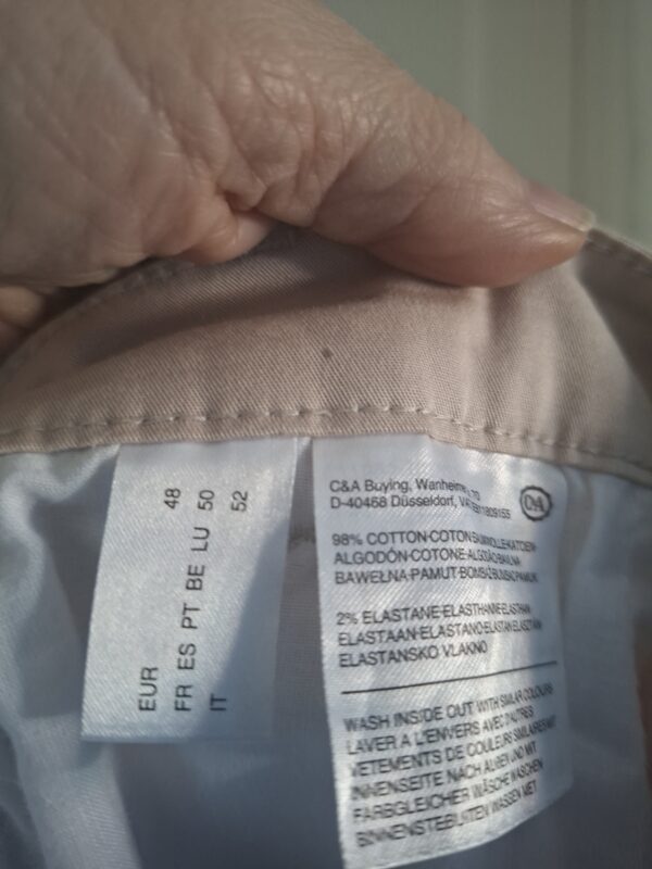 C&A (Canda) Korte broek Lichtroze/Beige Maat 48