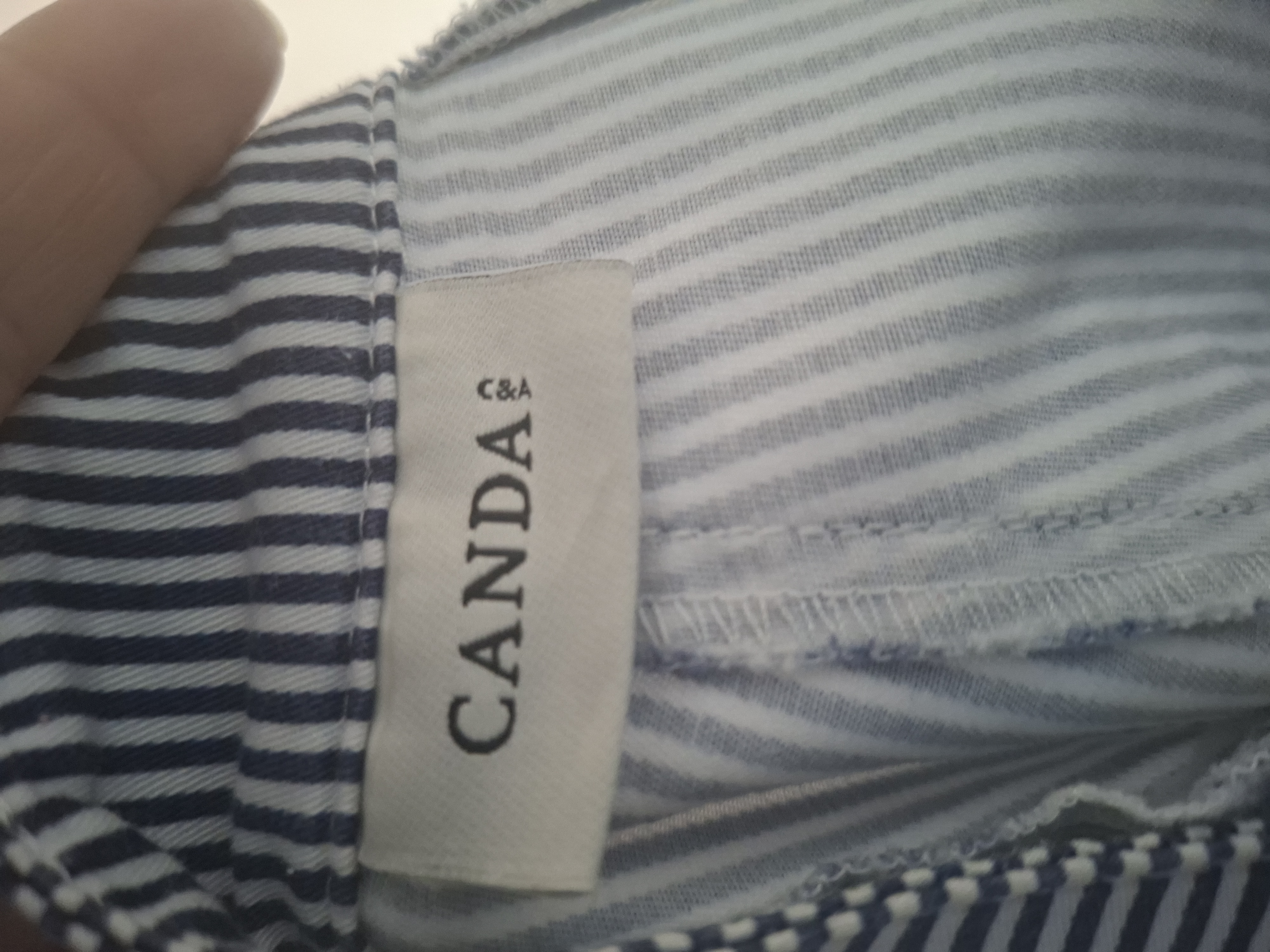 20260226_113633_001 C&A (Canda) Korte broek Gestreepte Blauw/Wit Maat 50