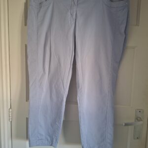 C&A (Canda) Broek Lichtblauw Maat 48