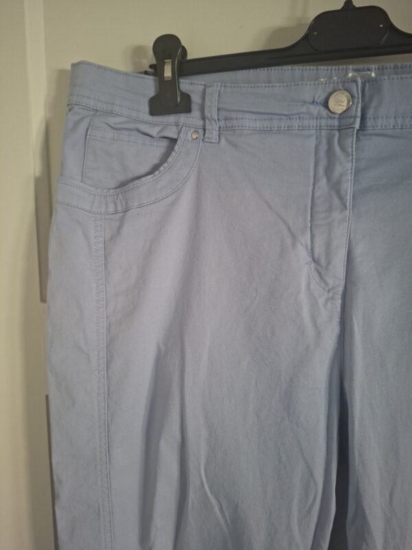 C&A (Canda) Broek Lichtblauw Maat 48