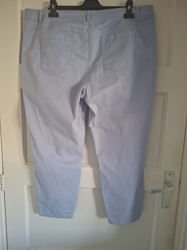 C&A (Canda) Broek Lichtblauw Maat 48