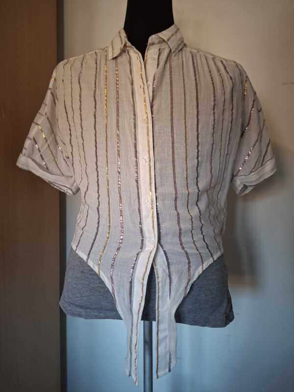 Knoopblouse wit metallic strepen maat S