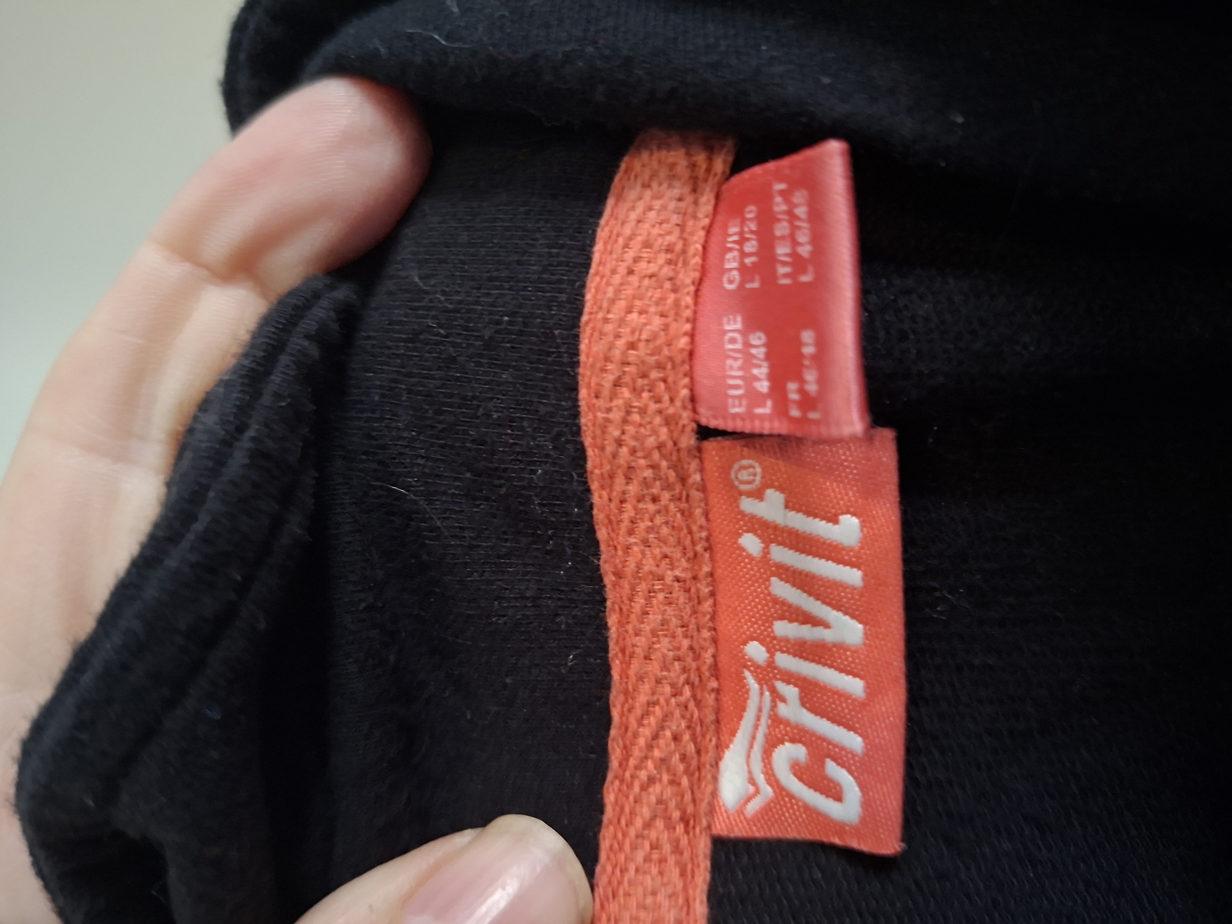 Crivit vest zwart maat L