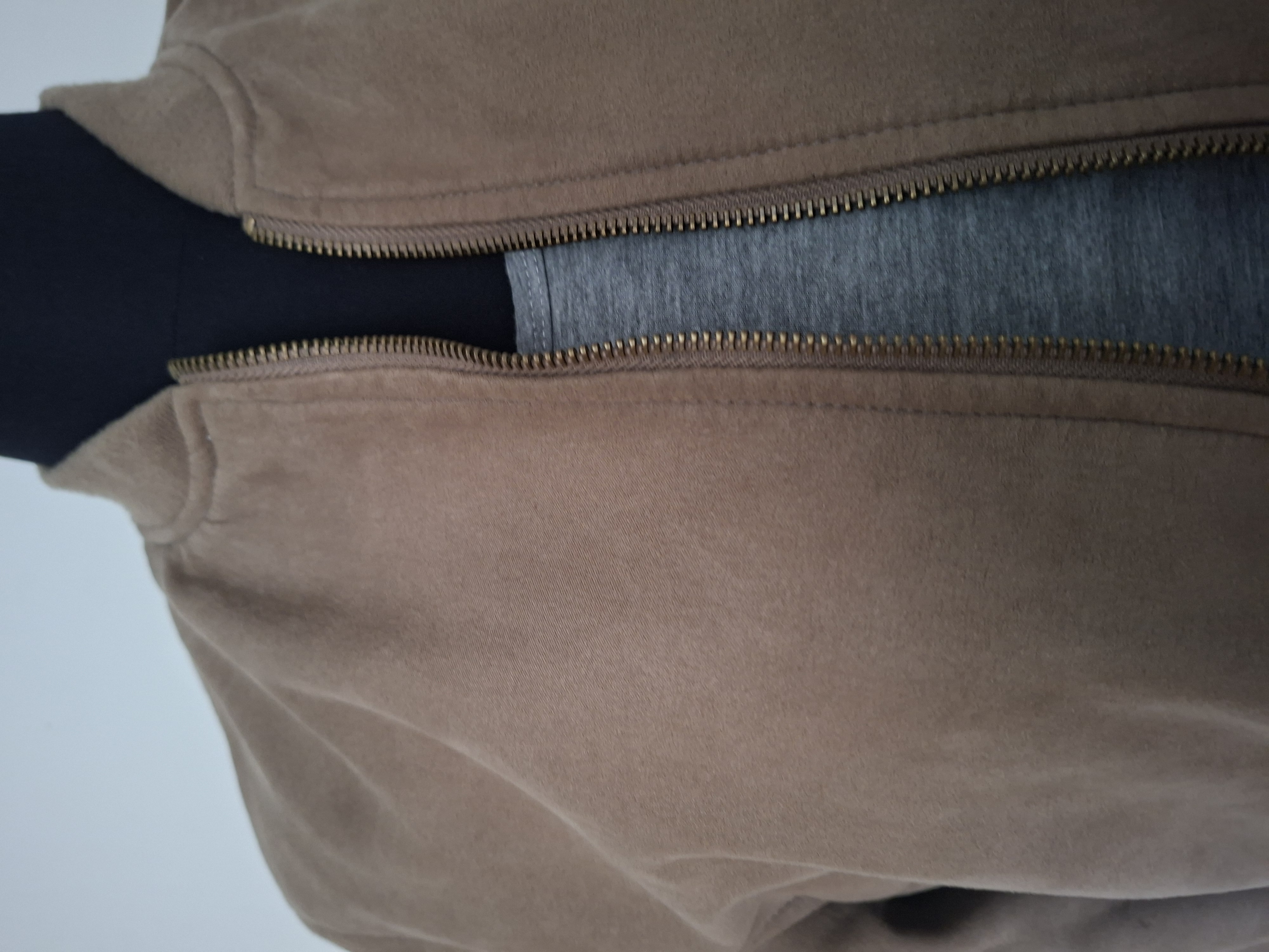 20260307_113911 Primark Bomberjack Suède-look Bruin Maat M (Opknapper)