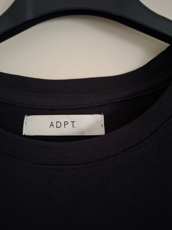 ADPT. jurk zwart mouwloos maat S/M