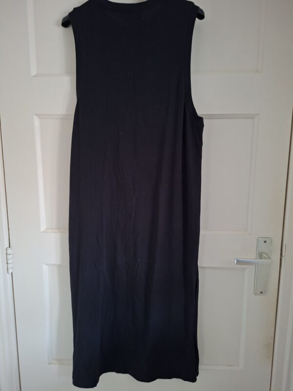 ADPT. jurk zwart mouwloos maat S/M