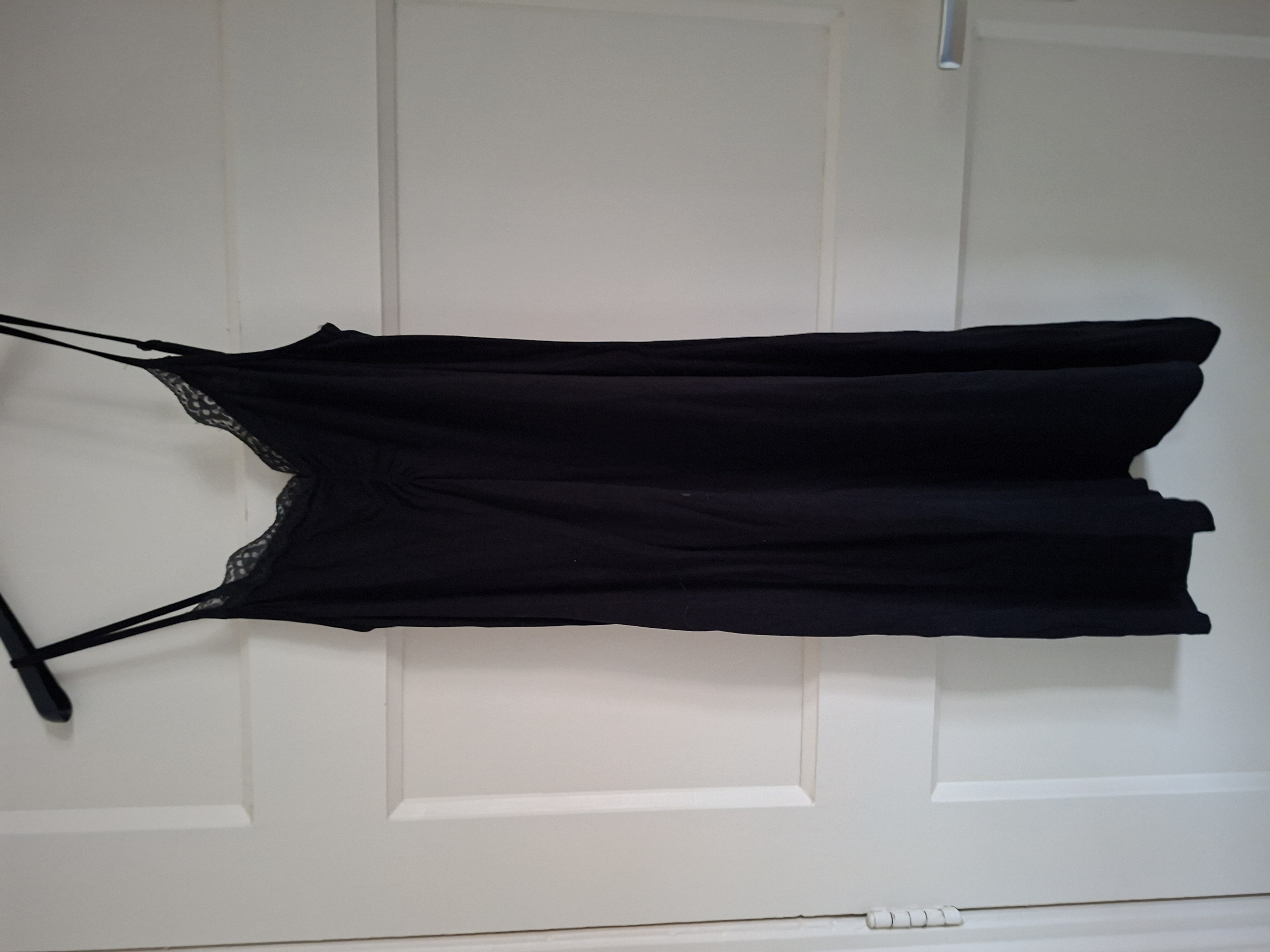 Onderjurk / jurk zwart kant V-hals maat S/M