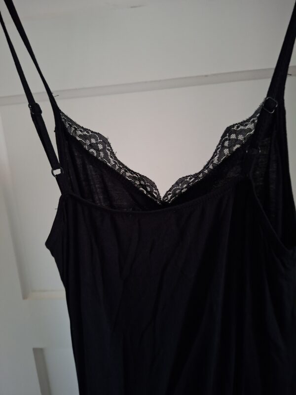 Onderjurk / jurk zwart kant V-hals maat S/M