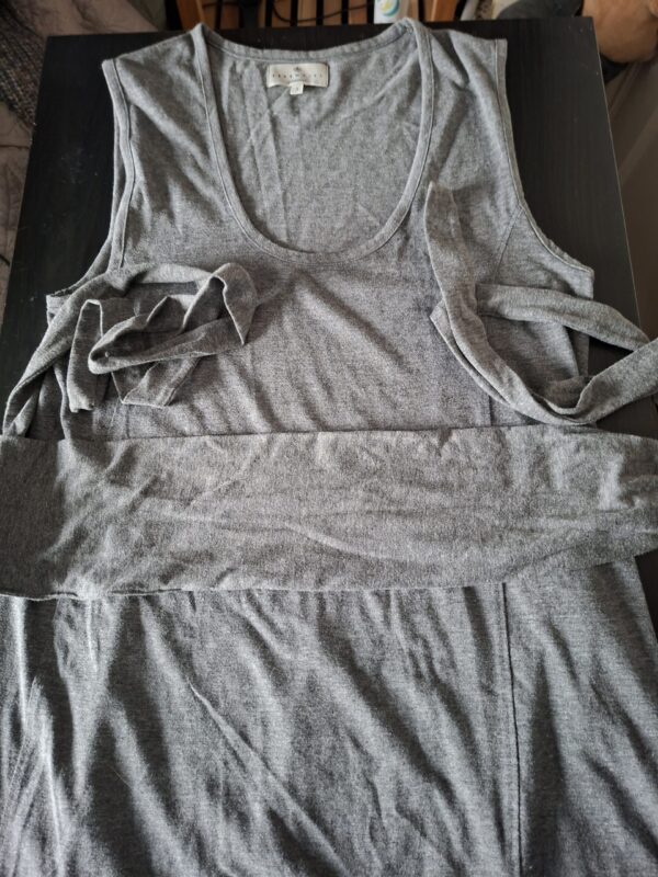 Essentiel Antwerp jurk grijs mouwloos met tailleband maat 3 (M)