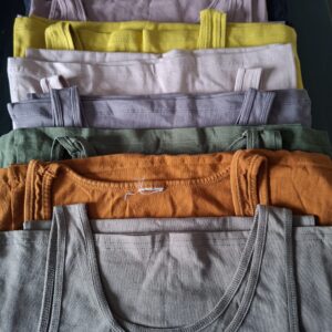 Lot van 11 mouwloze topjes diverse kleuren maat S/M