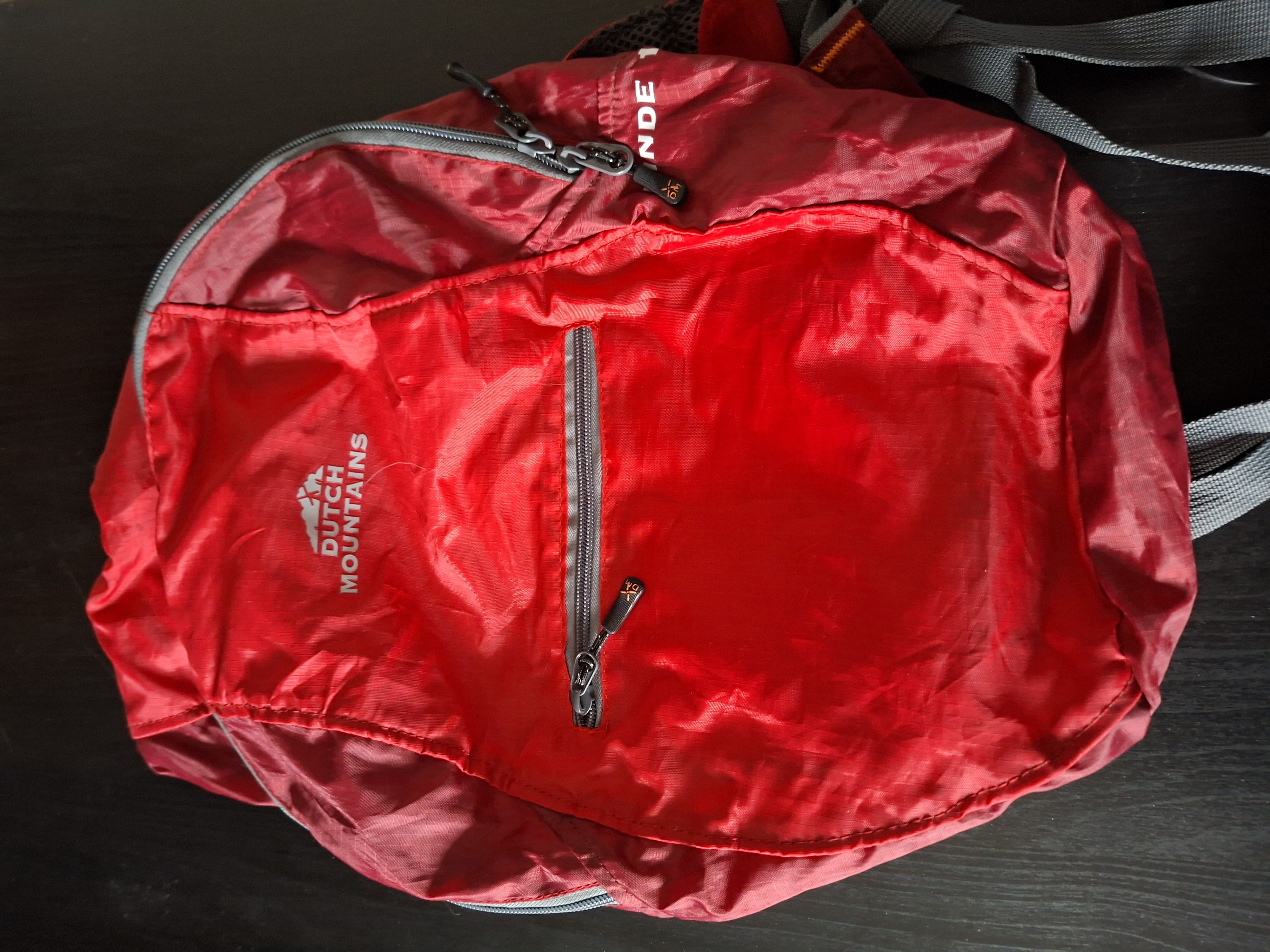 Dutch Mountains Linde rugzak rood lichtgewicht opvouwbaar