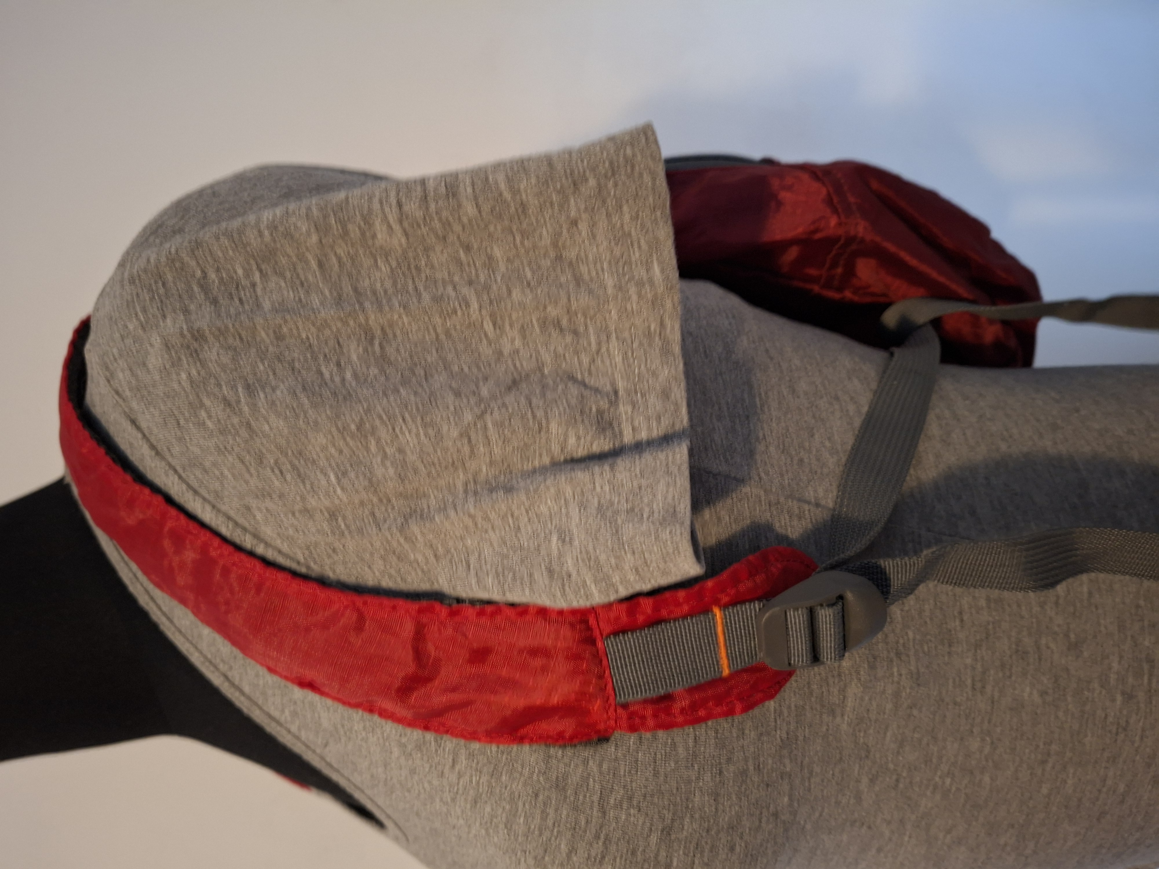 Dutch Mountains Linde rugzak rood lichtgewicht opvouwbaar