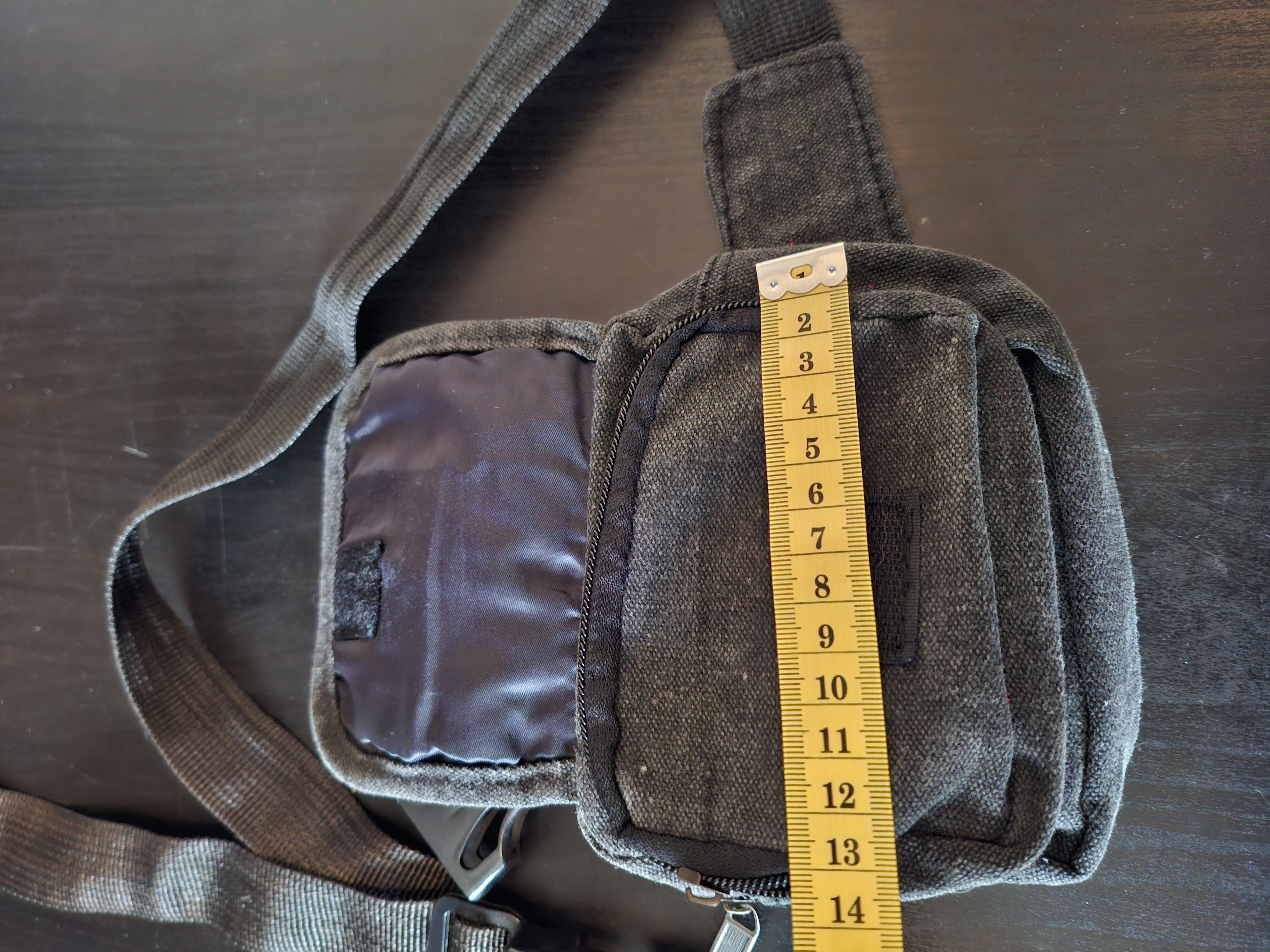 20260307_173953 Heuptasje donkergrijs canvas verstelbare riem