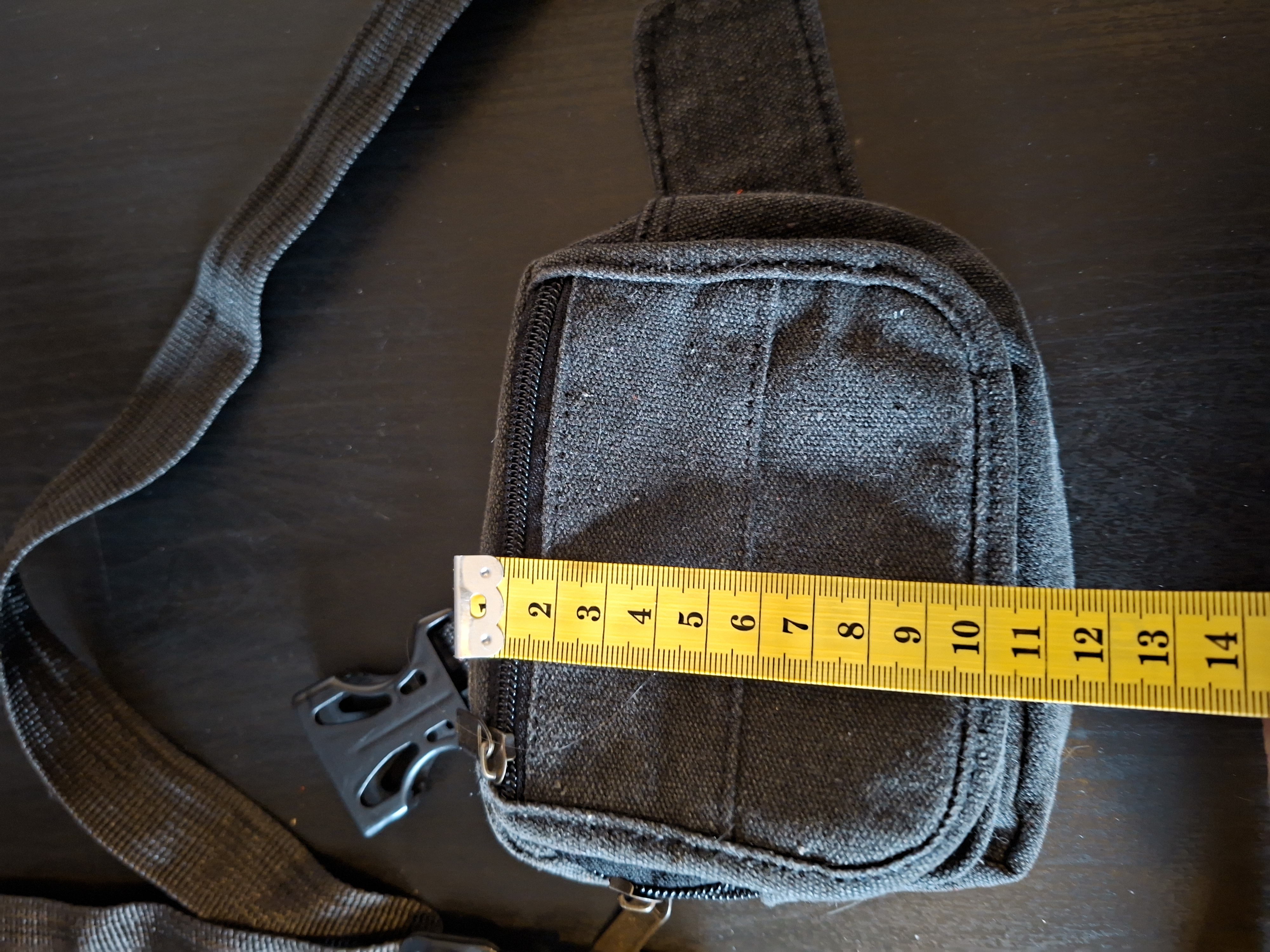 20260307_174000 Heuptasje donkergrijs canvas verstelbare riem