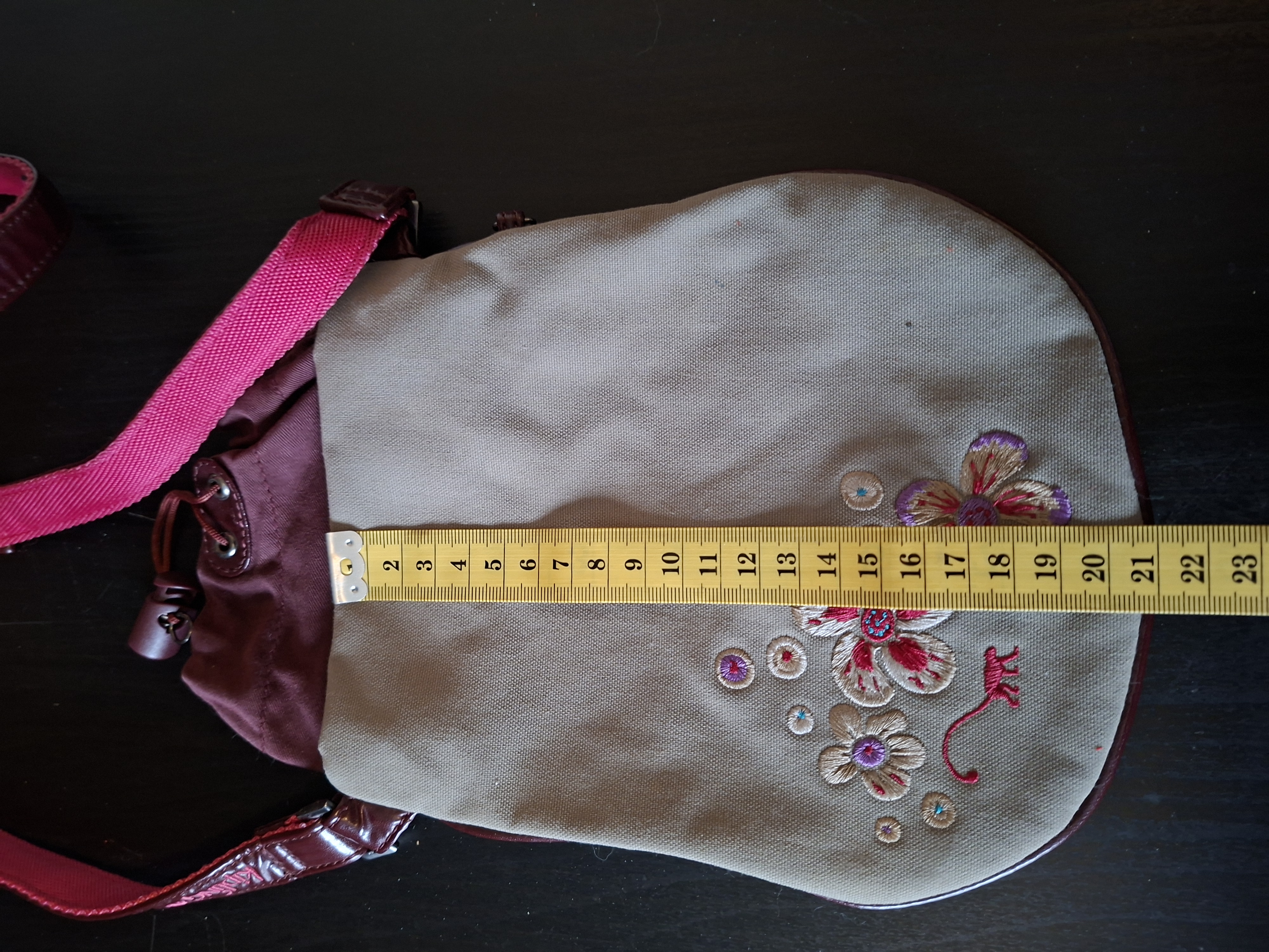 Crossbody tasje canvas taupe bordeaux geborduurde bloemen