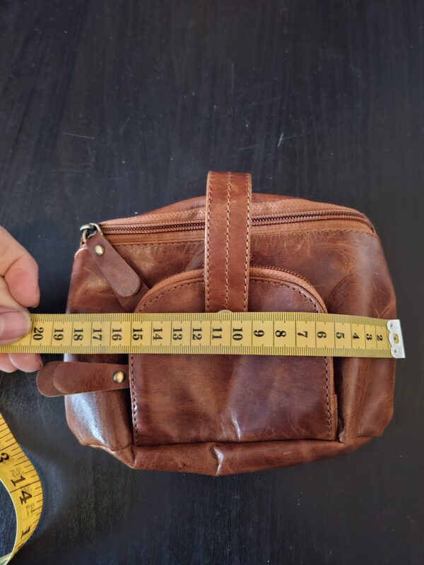 Leren heuptasje cognac washed vintage riemlussen 17x14 cm