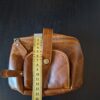 Leren heuptasje cognac washed vintage riemlussen 17x14 cm