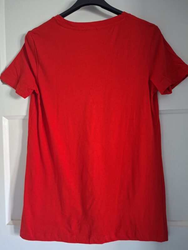 Rood T-shirt dubbele V-hals maat S/M
