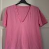 20260311_151255 Roze T-shirt diepe V-hals maat S/M