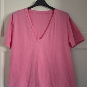Roze T-shirt diepe V-hals maat S/M