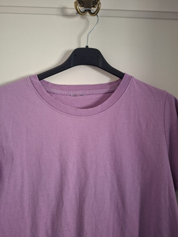 20260311_151514 Lila T-shirt ronde hals maat S/M