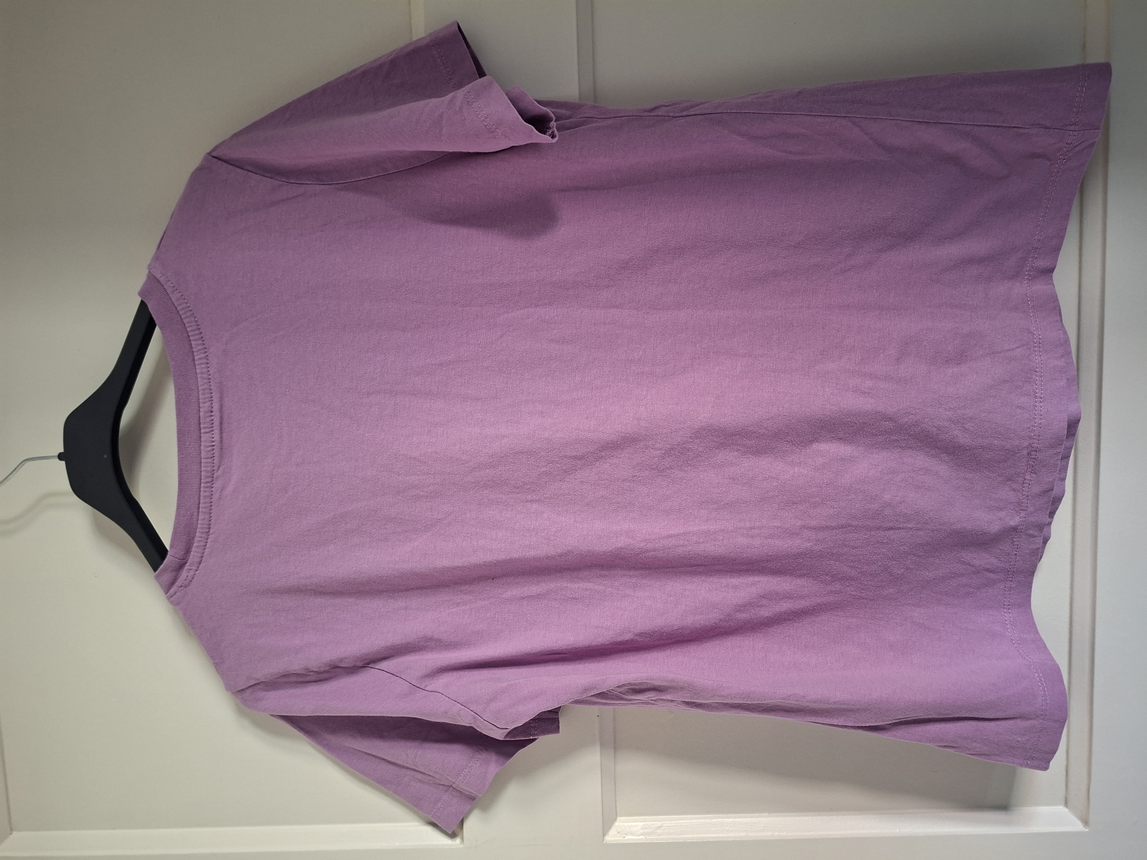 20260311_151520 Lila T-shirt ronde hals maat S/M