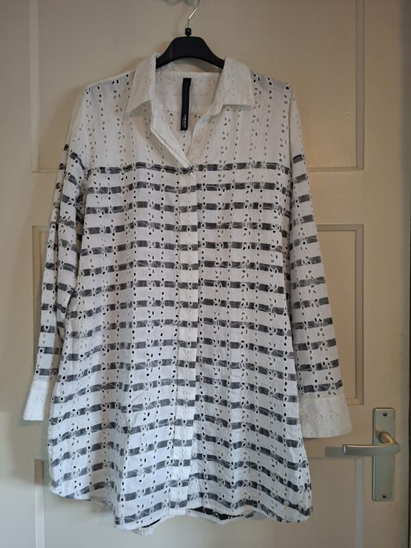 10DAYS Amsterdam broderie blouse-jasje wit/grijs maat M