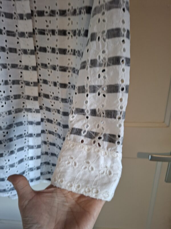 10DAYS Amsterdam broderie blouse-jasje wit/grijs maat M