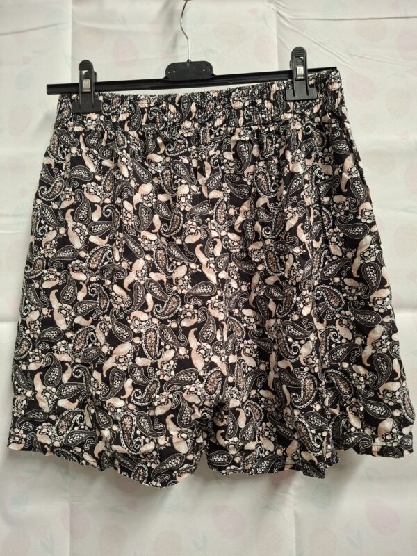 Korte broek / shorts - Zwart/roze paisley - Maat ca. 44-46