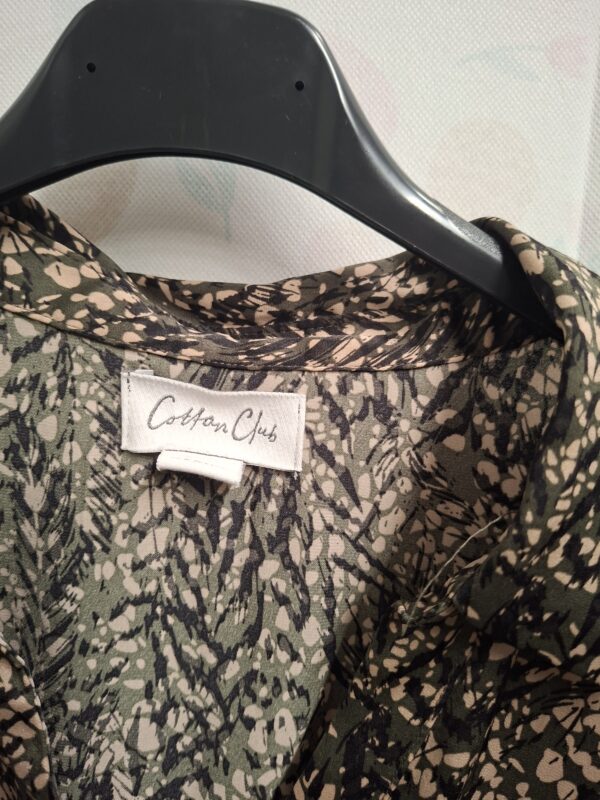 20260318_115708 Cotton Club Satin Jules Dress Groen/Zwart/Beige M