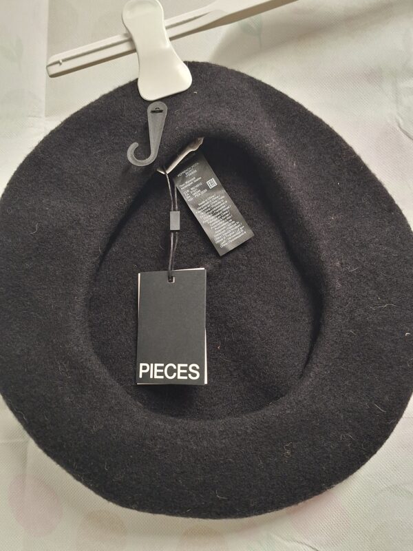 Pieces PCFRENCH Wool Baret Zwart One Size